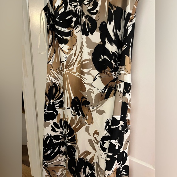 NWT MIDI WINDSMOOR DRESS - Picture 4 of 5